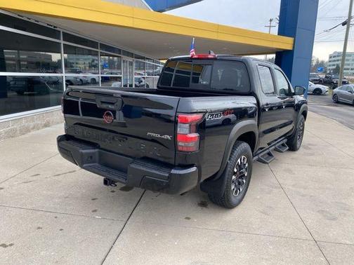 2022 Nissan Frontier PRO-4X