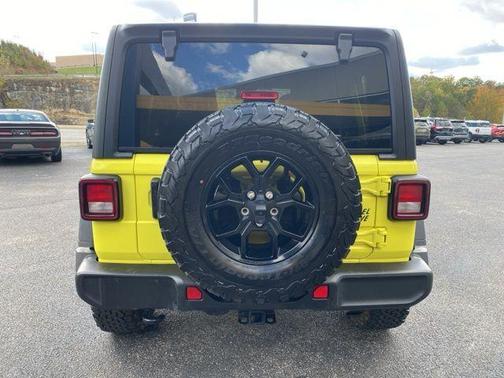 2024 Jeep Wrangler Sport
