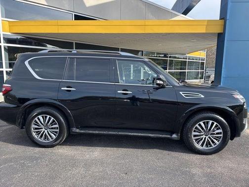 2023 Nissan Armada SL