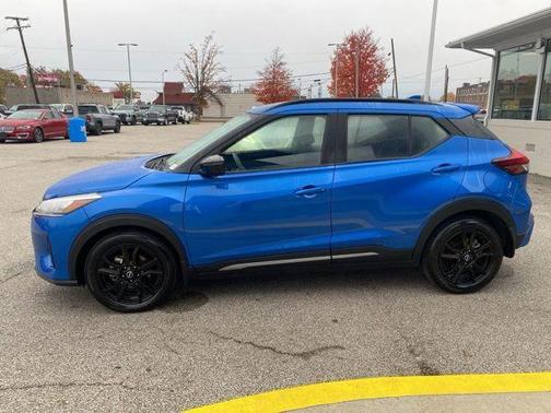 2024 Nissan Kicks SR