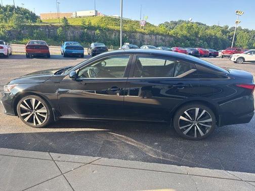 2020 Nissan Altima 2.5 SR