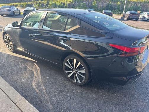 2020 Nissan Altima 2.5 SR