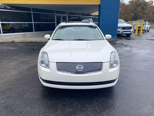 2004 Nissan Maxima SE