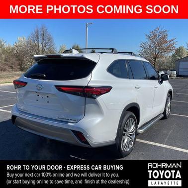 Wind Chill Pearl 2022 Toyota Highlander Platinum