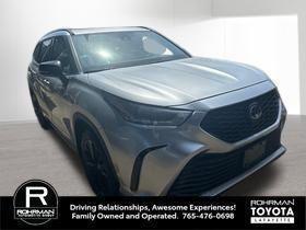 Celestial Silver Metallic 2023 Toyota Highlander XSE