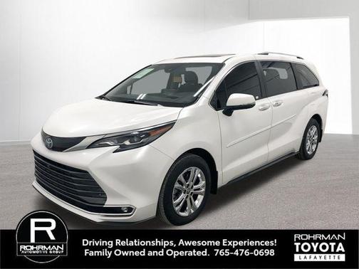 2024 Toyota Sienna Platinum