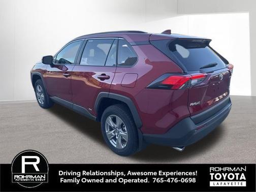 2025 Toyota RAV4 Hybrid XLE