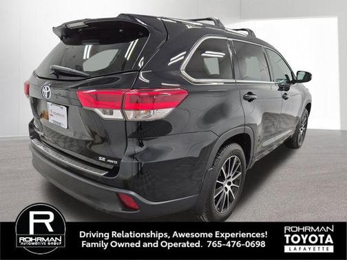 2018 Toyota Highlander SE
