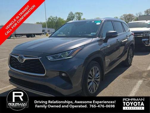 Magnetic Gray Metallic 2020 Toyota Highlander Hybrid Platinum