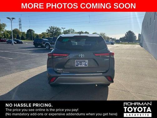 Magnetic Gray Metallic 2020 Toyota Highlander Hybrid Platinum