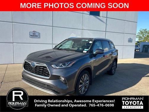 Magnetic Gray Metallic 2020 Toyota Highlander Hybrid Platinum