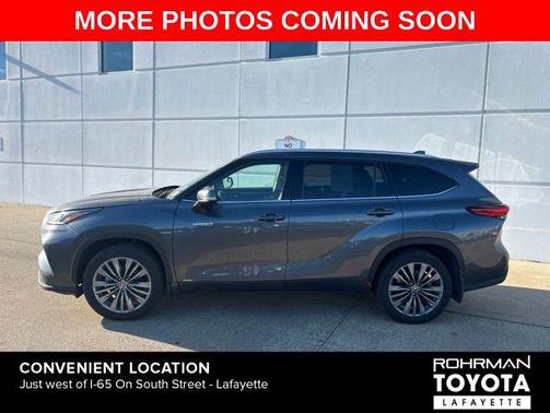 Magnetic Gray Metallic 2020 Toyota Highlander Hybrid Platinum