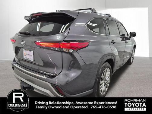 2022 Toyota Highlander Platinum