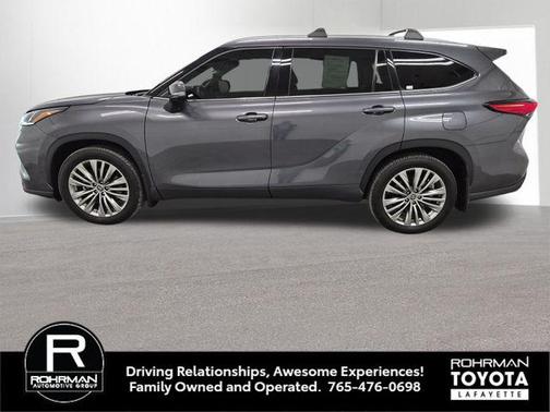 2022 Toyota Highlander Platinum