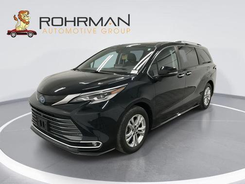 2021 Toyota Sienna Platinum 7 Passenger