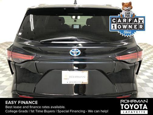 2021 Toyota Sienna Platinum 7 Passenger