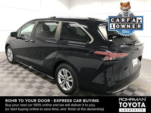 2021 Toyota Sienna Platinum 7 Passenger