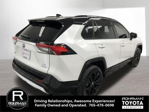 2023 Toyota RAV4 Hybrid SE