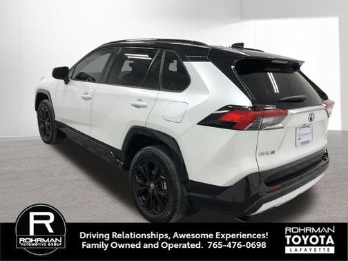 2023 Toyota RAV4 Hybrid SE