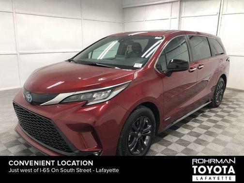 2021 Toyota Sienna XSE 7 Passenger
