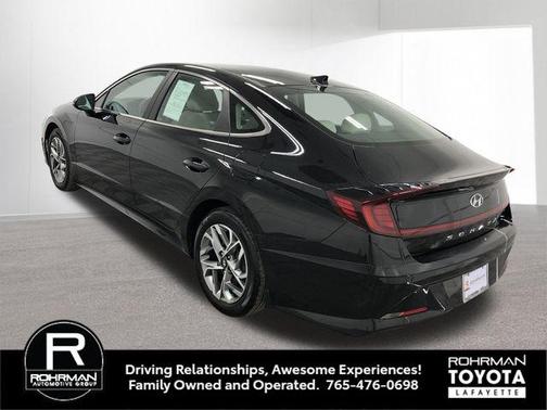 2022 Hyundai SONATA SEL