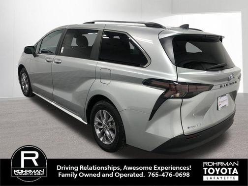 2025 Toyota Sienna XLE