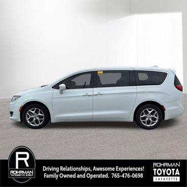 2020 Chrysler Pacifica Touring
