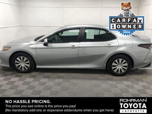 2022 Toyota Camry LE