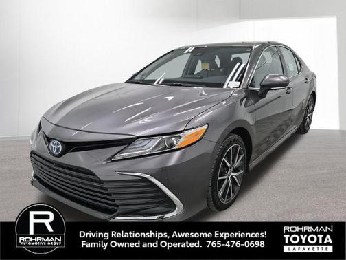 2023 Toyota Camry Hybrid XLE