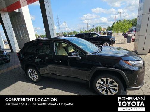 2025 Toyota RAV4 XLE Premium