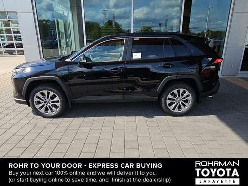 2025 Toyota RAV4 XLE Premium