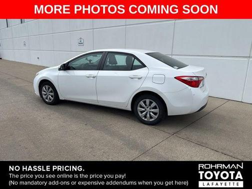 Super White 2016 Toyota Corolla LE