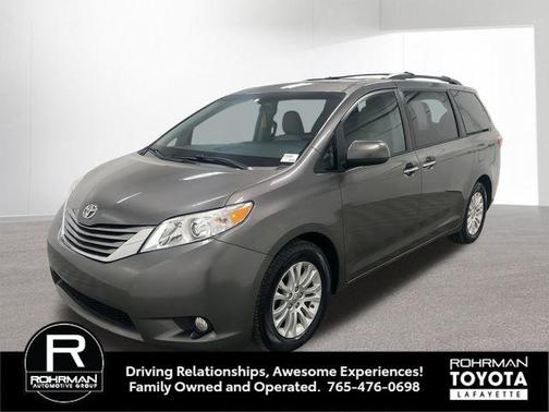 2017 Toyota Sienna XLE