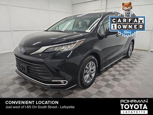 2022 Toyota Sienna XLE 7 Passenger