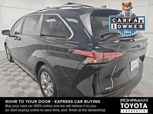 2022 Toyota Sienna XLE 7 Passenger