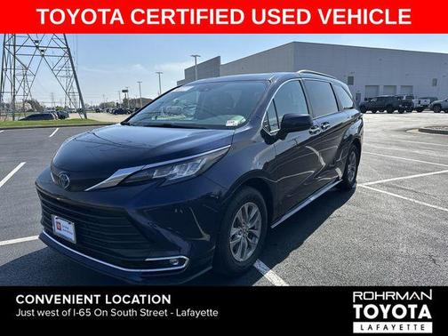 2023 Toyota Sienna XLE 8 Passenger