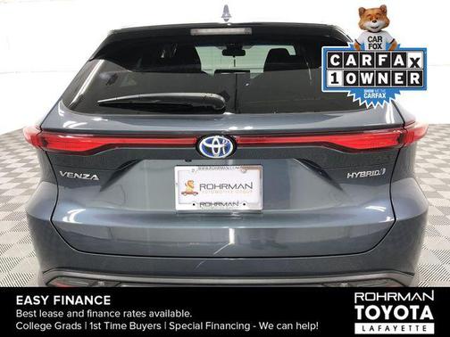 2022 Toyota Venza LE