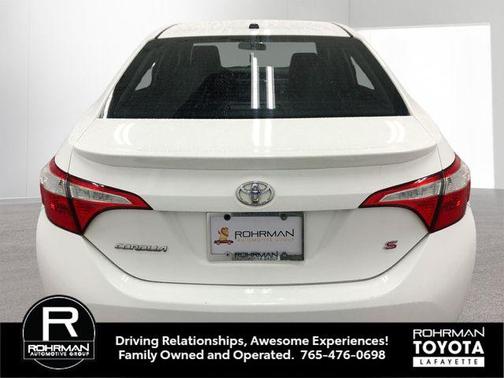 Super White 2016 Toyota Corolla S Plus
