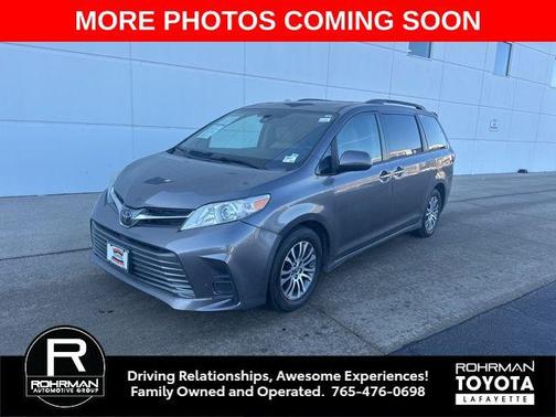 2020 Toyota Sienna XLE