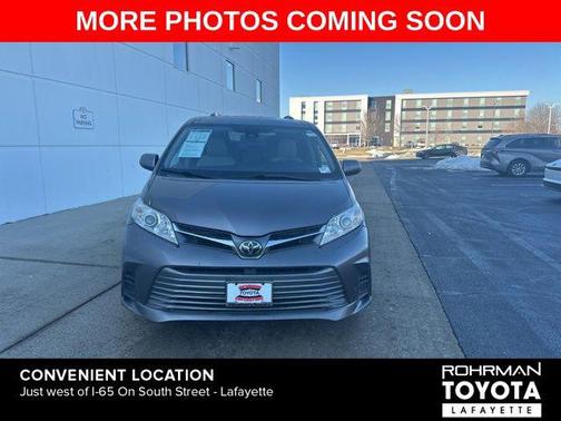 2020 Toyota Sienna XLE