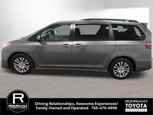 2020 Toyota Sienna XLE