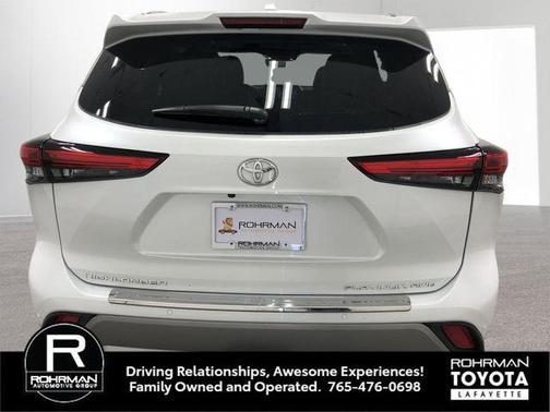 2022 Toyota Highlander Platinum