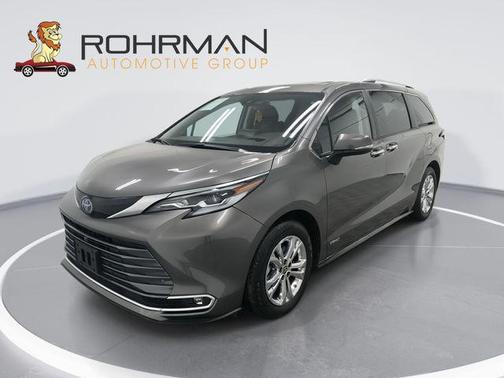 2021 Toyota Sienna Platinum 7 Passenger