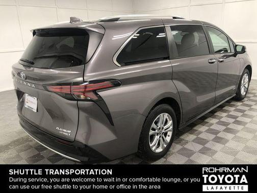 2021 Toyota Sienna Platinum 7 Passenger