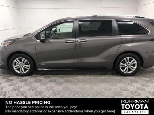 2021 Toyota Sienna Platinum 7 Passenger