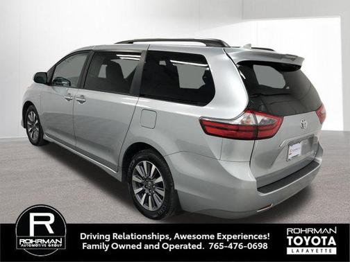 2020 Toyota Sienna XLE