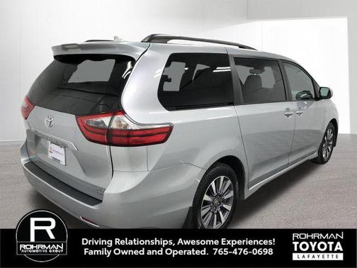 2020 Toyota Sienna XLE