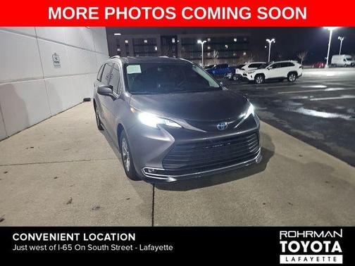 2024 Toyota Sienna XLE