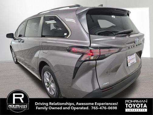 2024 Toyota Sienna XLE