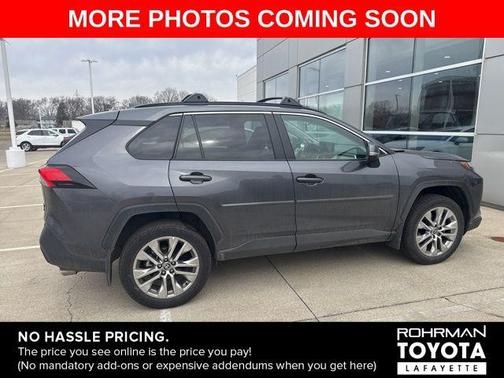 2025 Toyota RAV4 XLE Premium